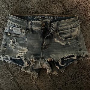 Size 0 American Eagle Outfitter’s denim shorts